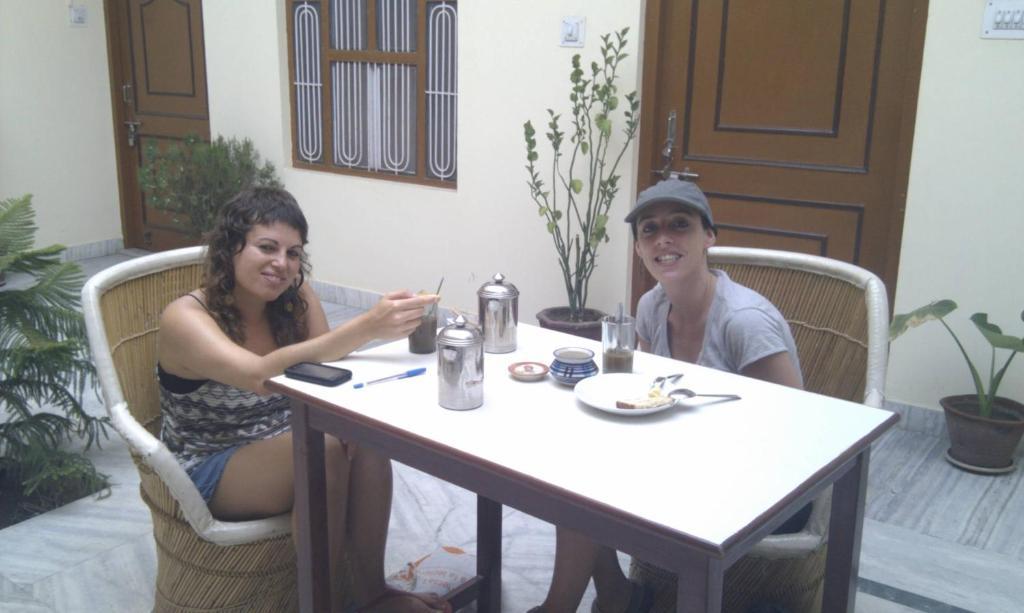 เกศวะ พาเลซ Bed & Breakfast พุชการ์ ภายนอก รูปภาพ